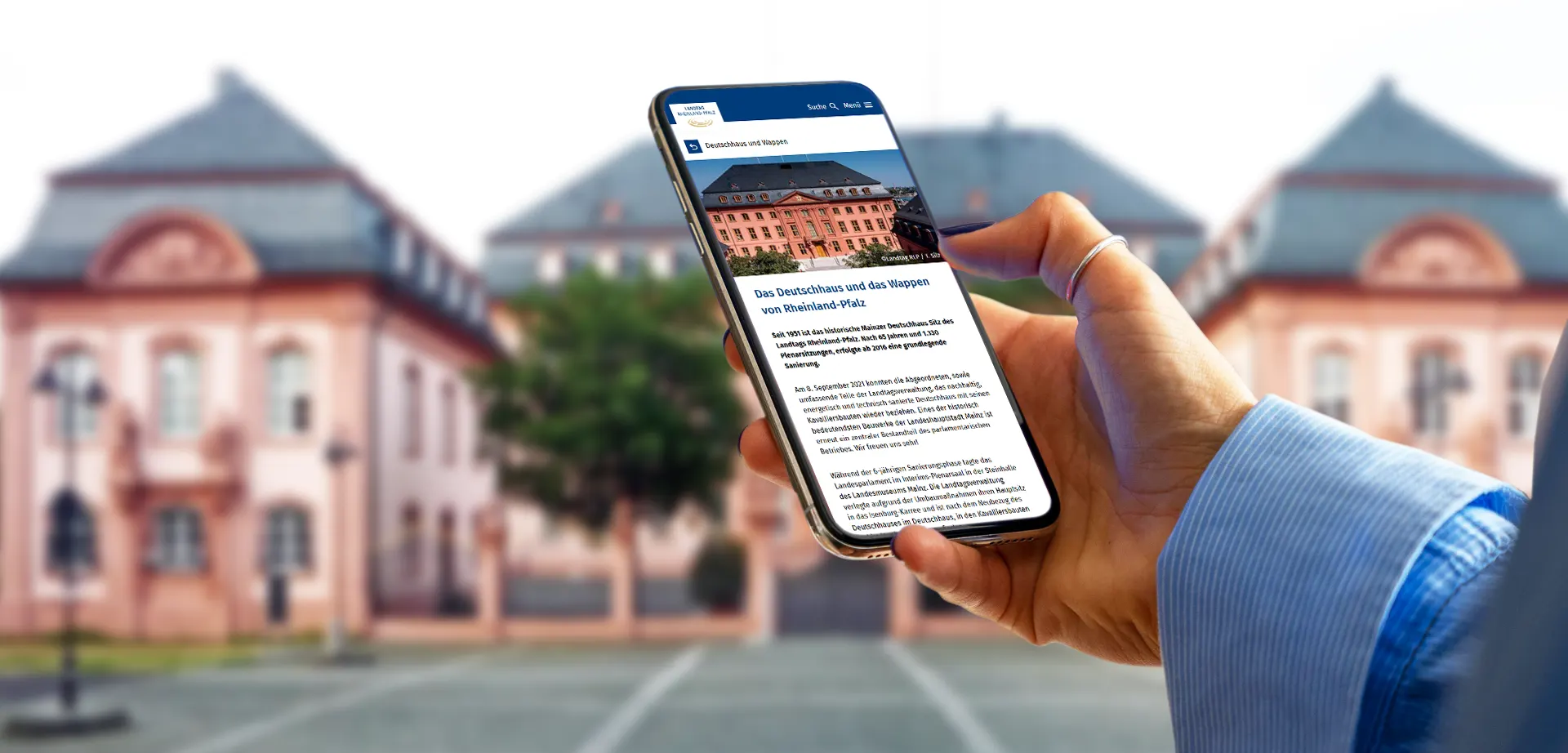 Mobile Ansicht der Website vor dem Deutschhaus