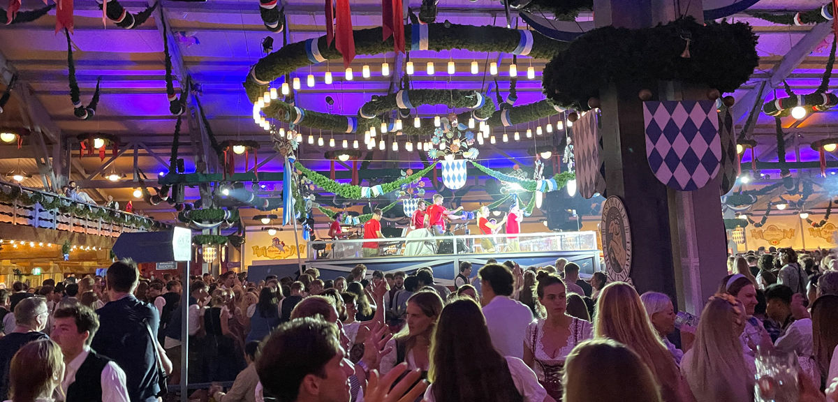 Wiesn 2024 - Zelt innen